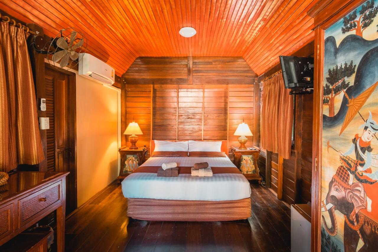 Leeloo Paradise Khanom Exterior photo
